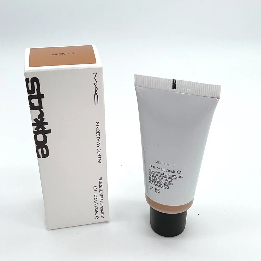 MAC Strobe Dewy Skin Tint Hydrating Luminous Tinted Moisturizer Medium 3 1oz NEW